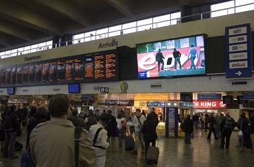 digital out of home advertisement